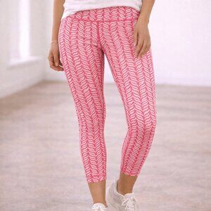 Vineyard Pink Whale Tail Print Performance Athletic Leggings - Size Small